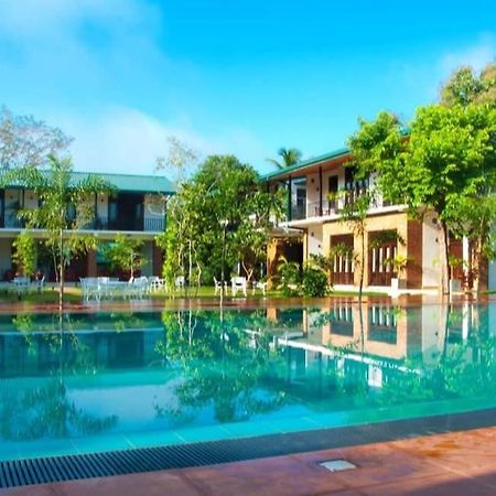 Gamodh Citadel Resort Anuradhapura Esterno foto