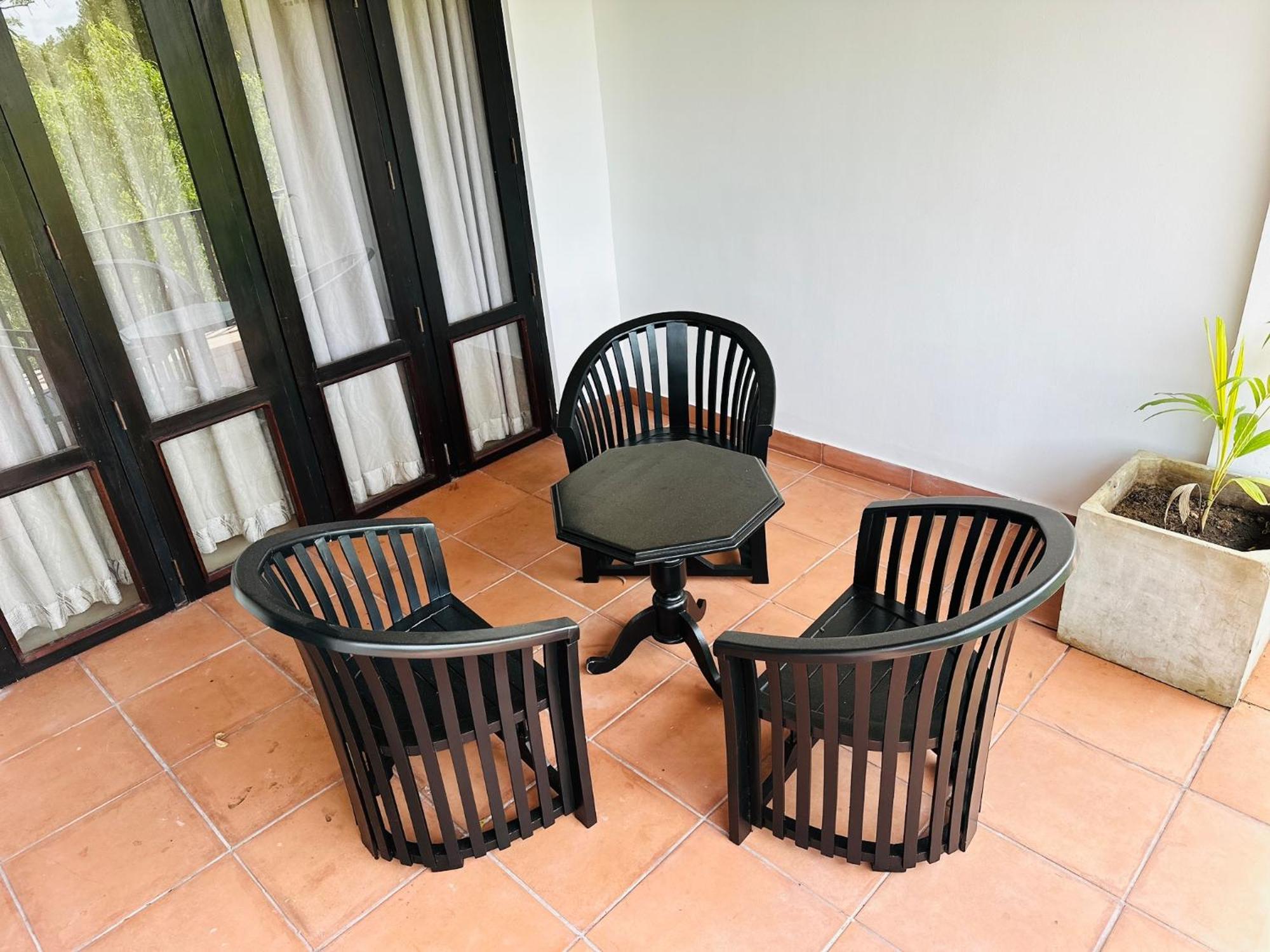 Gamodh Citadel Resort Anuradhapura Esterno foto