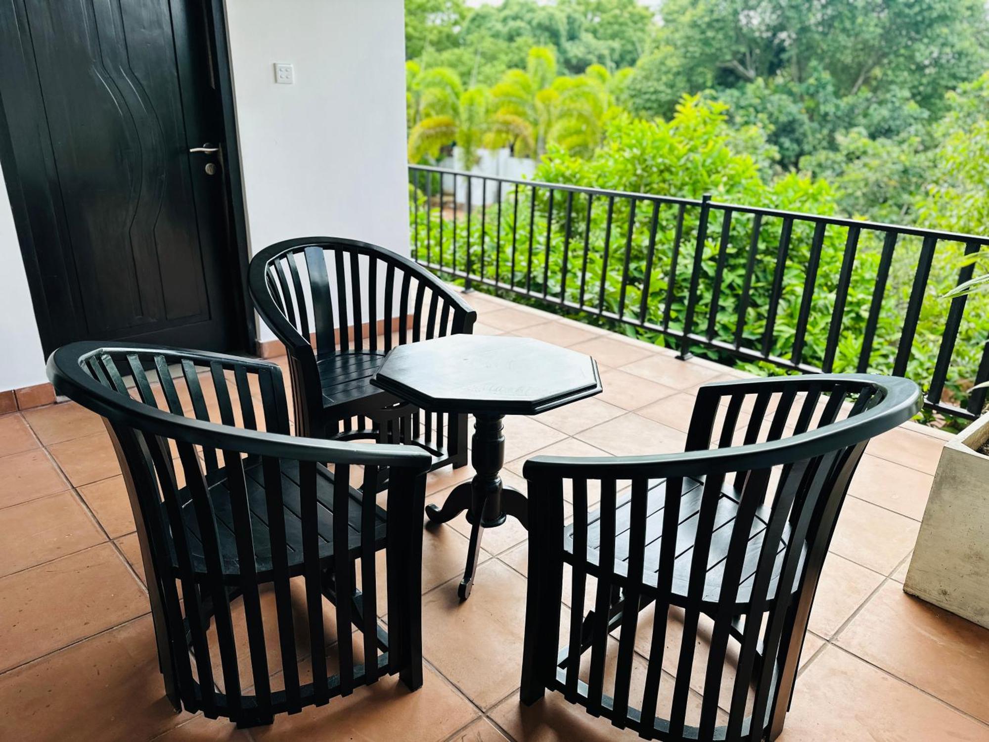 Gamodh Citadel Resort Anuradhapura Esterno foto