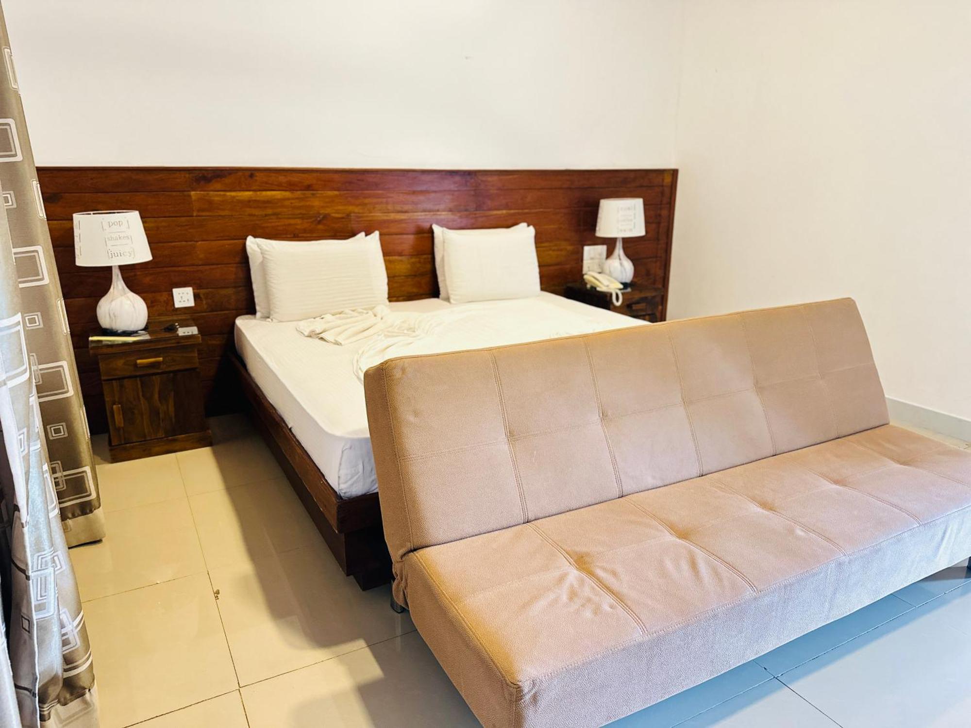 Gamodh Citadel Resort Anuradhapura Esterno foto